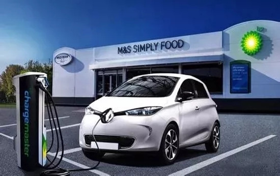 動(dòng)力電池藍(lán)皮書：新能源動(dòng)力電池產(chǎn)銷快速增長(zhǎng)