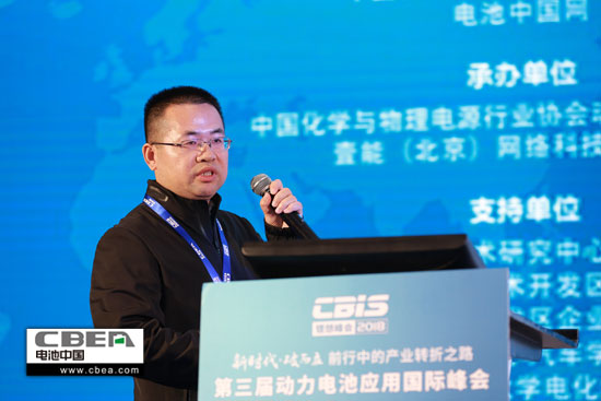 上海電巴:電動汽車快換技術帶來新商業(yè)模式 上海電巴:電動汽車快換技術帶來新商業(yè)模式