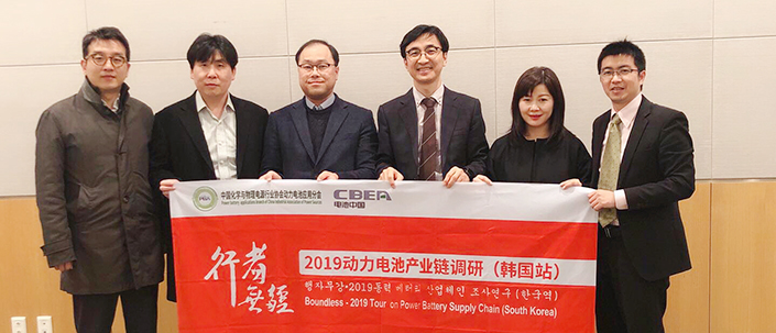 調(diào)研組走進(jìn)韓國(guó)三星