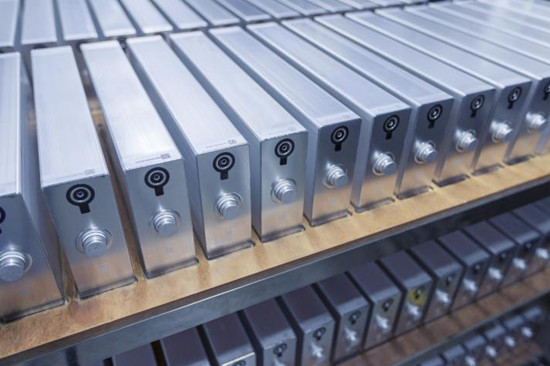 磷酸鐵鋰正在車用動力領(lǐng)域打響“翻身仗”