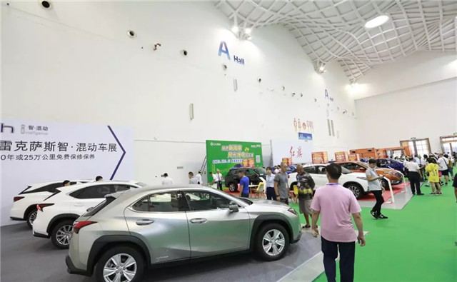 100多家企業(yè)參展、200余輛新車亮相,第四屆振威海南新能源車展盛大開(kāi)幕! 100多家企業(yè)參展、200余輛新車亮相,第四屆振威海南新能源車展盛大開(kāi)幕!