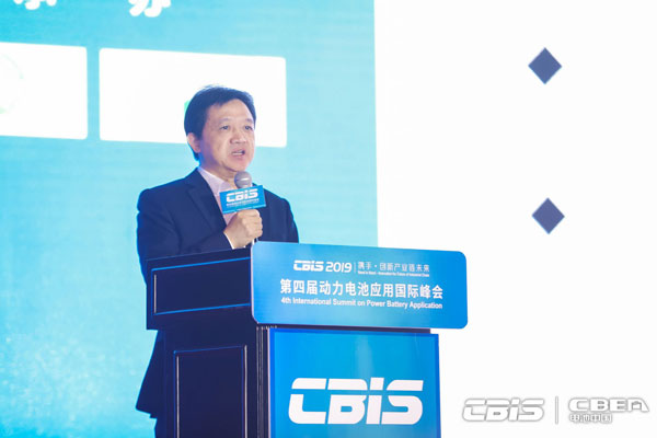 方建華：當(dāng)前動(dòng)力電池產(chǎn)業(yè)鏈“黑天鵝”滿(mǎn)天飛是過(guò)渡階段的必然結(jié)果