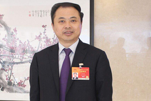 全國(guó)人大代表、天能集團(tuán)張?zhí)烊危航ㄗh優(yōu)化鉛蓄電池產(chǎn)業(yè)財(cái)稅政策 全國(guó)人大代表、天能集團(tuán)張?zhí)烊危航ㄗh優(yōu)化鉛蓄電池產(chǎn)業(yè)財(cái)稅政策