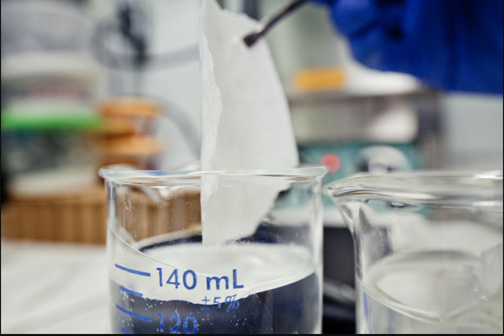 研究人員開發(fā)新型復(fù)合膜 提高直接乙醇燃料電池效率 研究人員開發(fā)新型復(fù)合膜 提高直接乙醇燃料電池效率