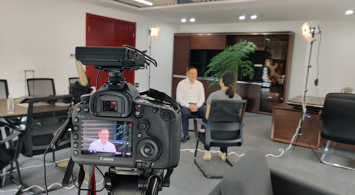 《洞見》節(jié)目組采訪孚能科技（贛州）股份有限公司董事長兼總裁王瑀