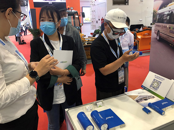 矩陣亮相民航展 銀隆“油改電”助跑綠色機(jī)場(chǎng)建設(shè) 矩陣亮相民航展 銀隆“油改電”助跑綠色機(jī)場(chǎng)建設(shè)