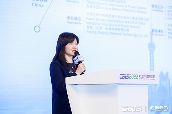 電池/材料/設備齊突圍,新能源邁向新天地 電池/材料/設備齊突圍,新能源邁向新天地