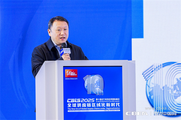 產(chǎn)業(yè)共振!大圓柱電池迎來“高光時(shí)刻” 產(chǎn)業(yè)共振!大圓柱電池迎來“高光時(shí)刻”