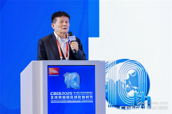 產(chǎn)業(yè)共振!大圓柱電池迎來“高光時(shí)刻” 產(chǎn)業(yè)共振!大圓柱電池迎來“高光時(shí)刻”